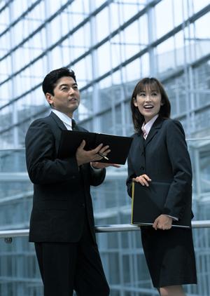 ジュエリーブランドTAKE-UP（テイクアップ）の公式サイト：全国の店舗情報と特徴的なスタイル